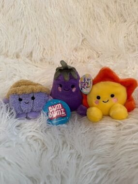 Palm Pal and Bum Bumz lot